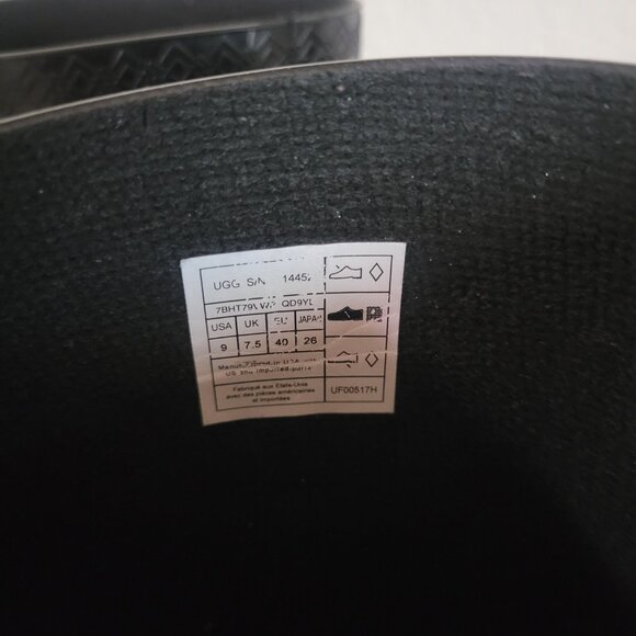 UGG Australia Women's Shaye Rain Boots size 9 shiny COTTAGECORE mid calf - Picture 9 of 9